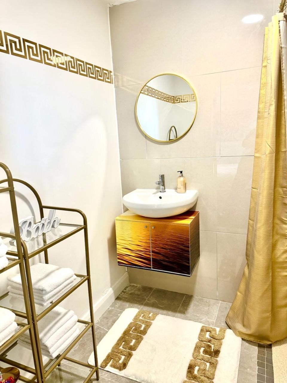 Kildare Luxury Suites Eksteriør bilde
