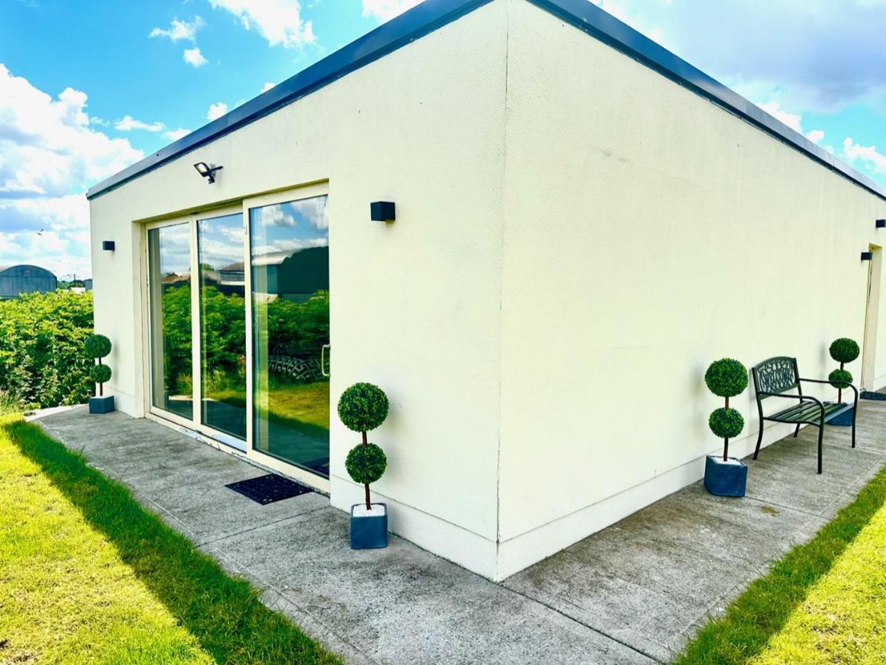 Kildare Luxury Suites Eksteriør bilde