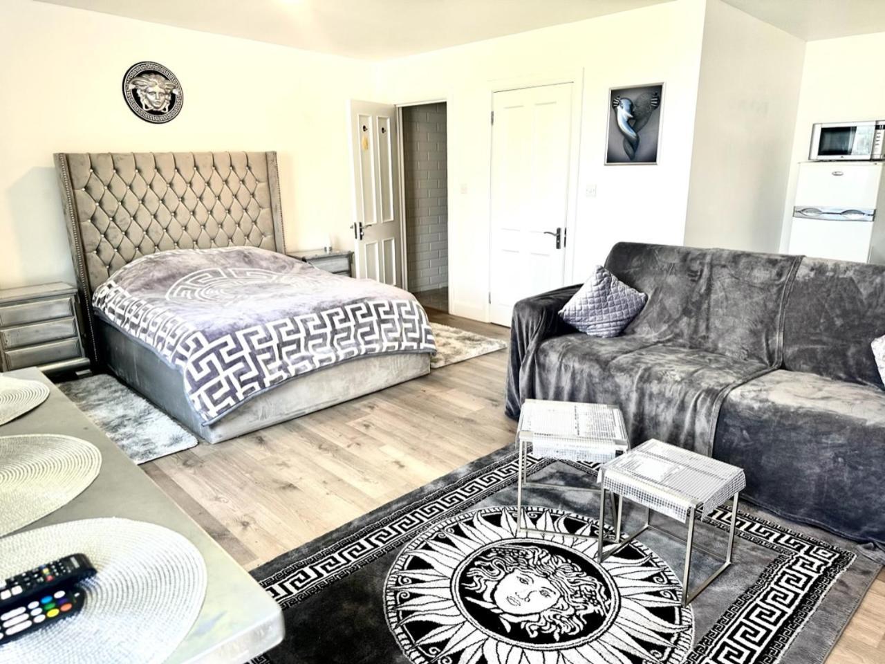 Kildare Luxury Suites Eksteriør bilde