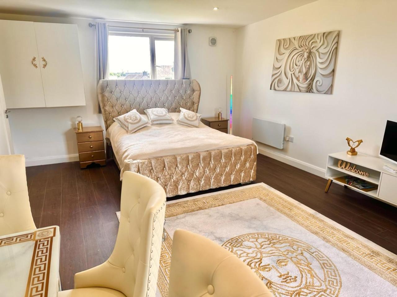 Kildare Luxury Suites Eksteriør bilde