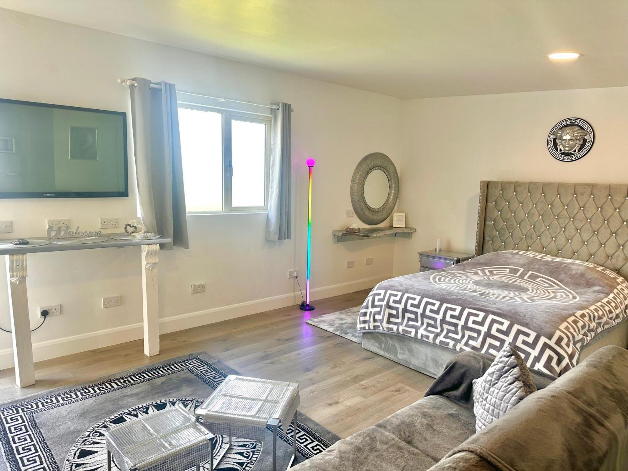 Kildare Luxury Suites Eksteriør bilde