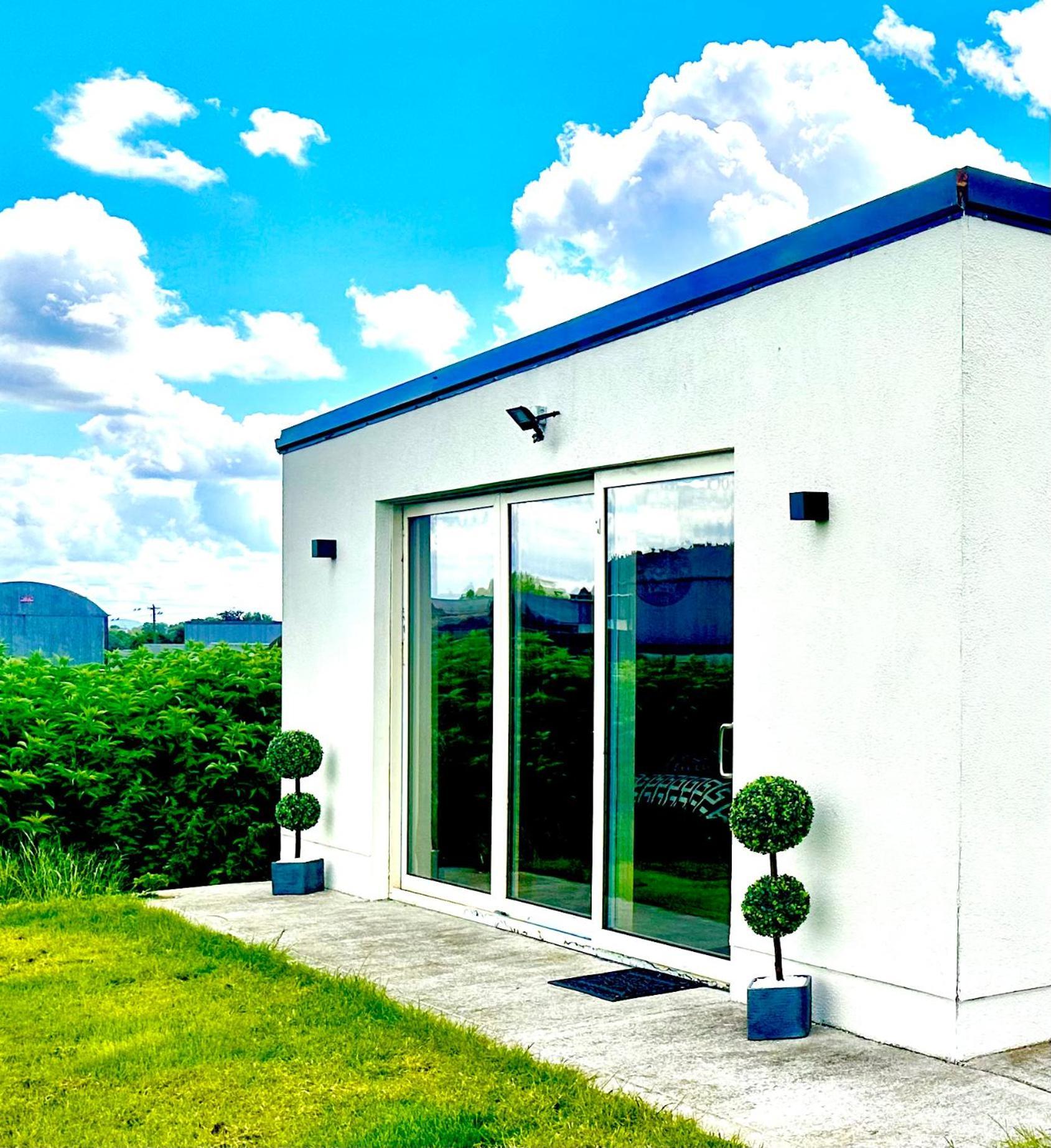 Kildare Luxury Suites Eksteriør bilde